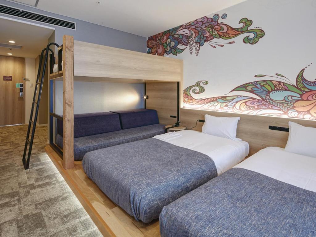 Hotel The Nest Naha Esterno foto