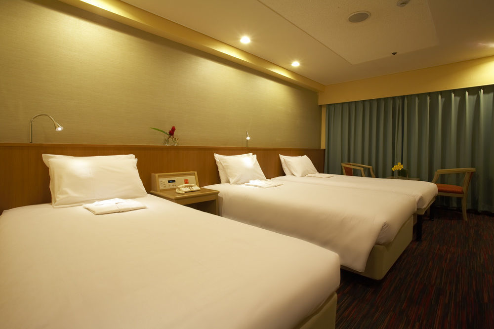 Hotel The Nest Naha Esterno foto